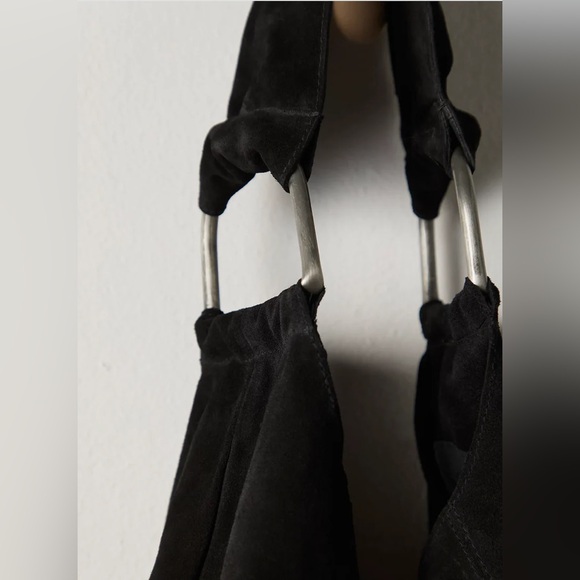 Free People Bobbi Suede Shoulder Bag • Black Slouchy Hobo Purse • NWOT - Picture 3 of 4